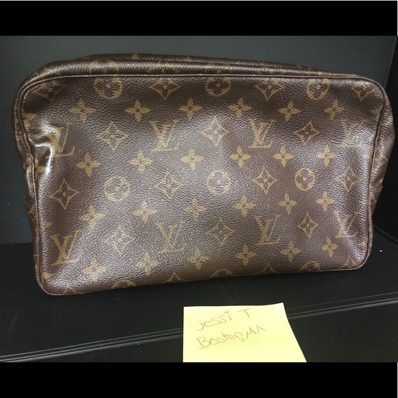 Sold off posh, Authentic Louis Vuitton tolietry 28 - Picture 3 of 7
